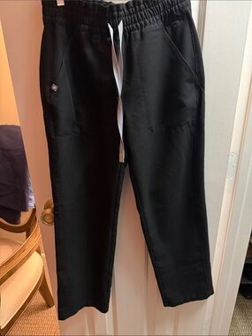 Figs Davia Straight Leg scrub pants